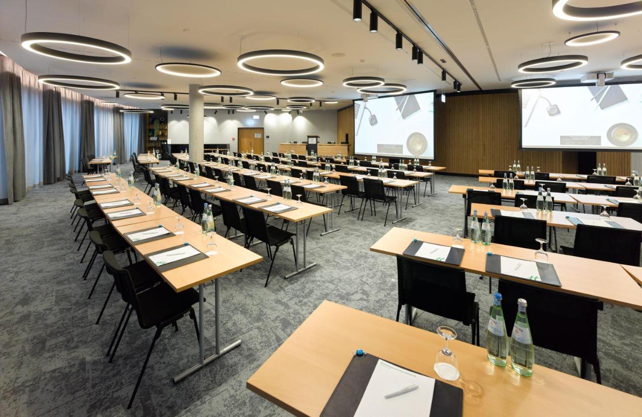 Holiday Inn Stuttgart By Ihg Dış mekan fotoğraf