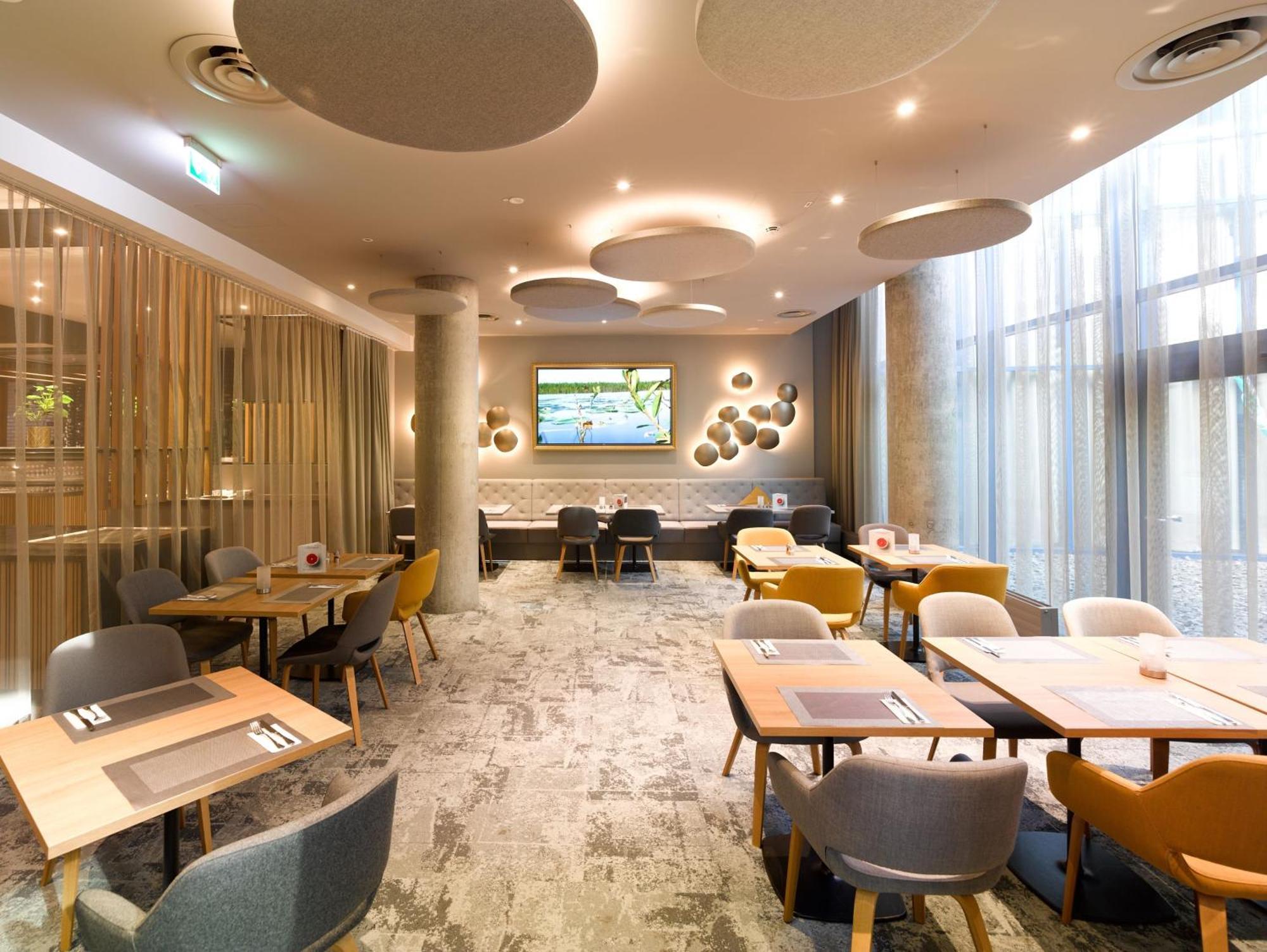 Holiday Inn Stuttgart By Ihg Dış mekan fotoğraf