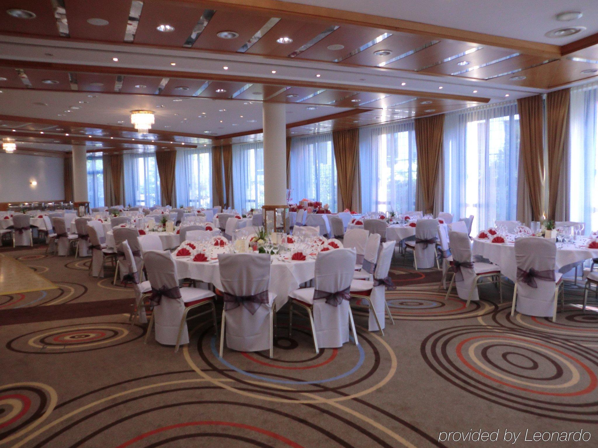Holiday Inn Stuttgart By Ihg Dış mekan fotoğraf