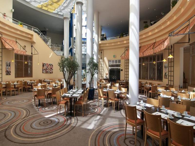 Holiday Inn Stuttgart By Ihg Dış mekan fotoğraf